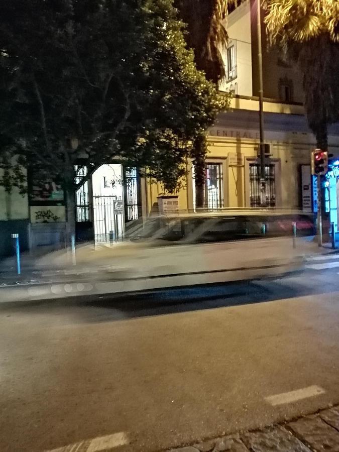 Dimora Felix Affittacamere Napoli